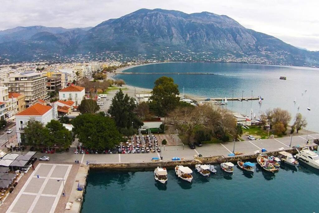 Apartament Stylish River Flat, Near The Center And The Beach Kalamata Zewnętrze zdjęcie