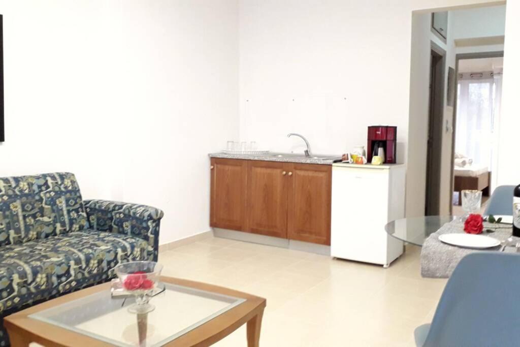 Apartament Stylish River Flat, Near The Center And The Beach Kalamata Zewnętrze zdjęcie